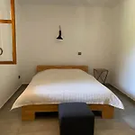 Borów - Gospodarstwo agroturystyczne *