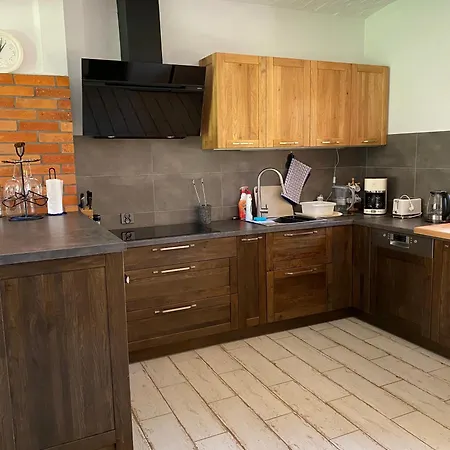 Borow - 팜스테이 Prusice